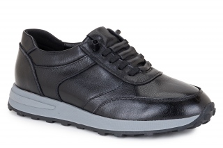 B.S Šņorējamas kurpes melnā krāsa. Sporta stils. 