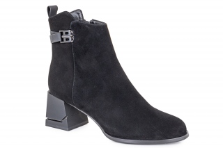 ML Sieviešu puszābaki. 