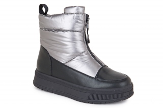 ML Pūstie melnā un pelēkā krāsa. Sporta stils. 