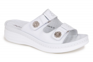 GABI Sieviešu iešļūcenes . 