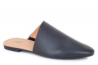 ML Sieviešu iešļūcenes . 